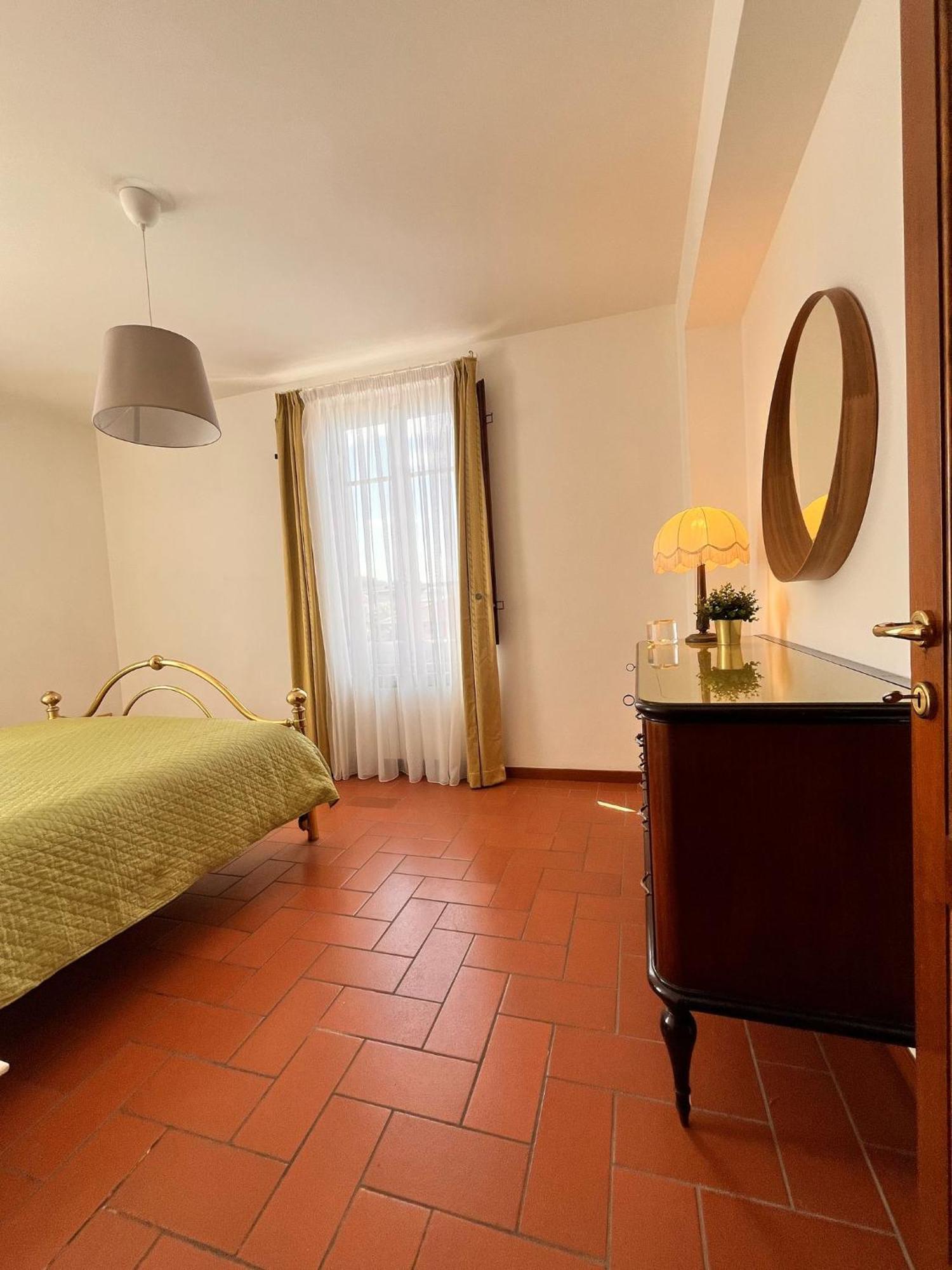 Charme Con Parcheggio Apartment Lucca Luaran gambar