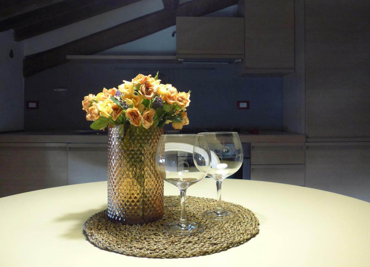 Charme Con Parcheggio Apartment Lucca Luaran gambar