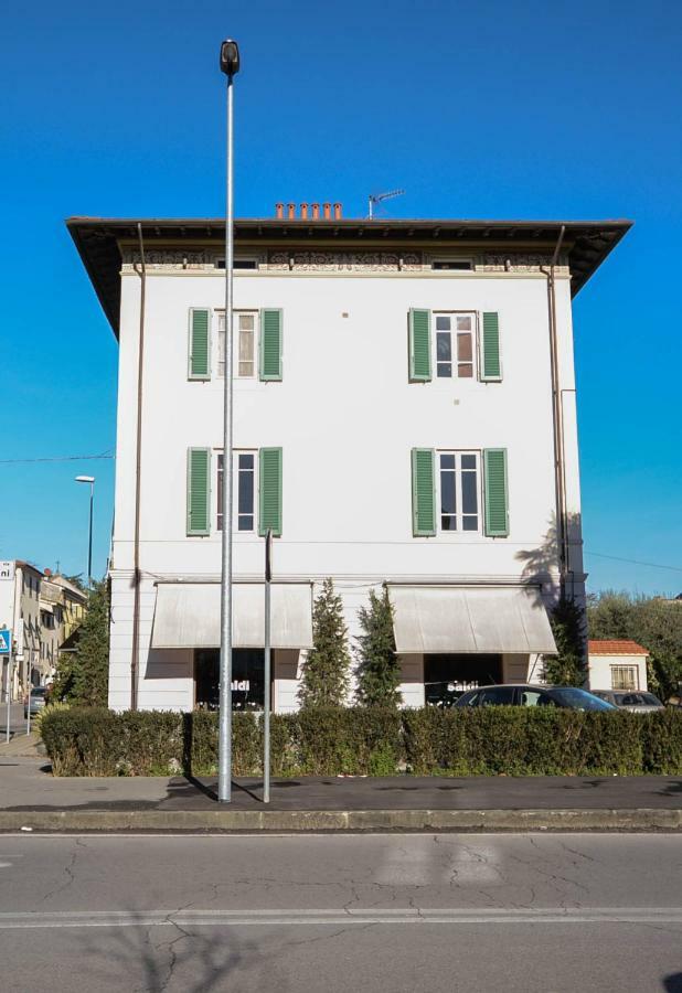 Charme Con Parcheggio Apartment Lucca Luaran gambar